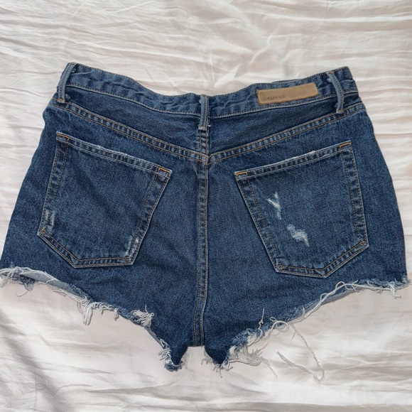NWOT GRLFND Ripped Denim Shorts 28 - Picture 4 of 5